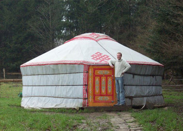 На открытом воздухе водоустойчивый монгольский раздувной располагаясь лагерем купол/раздувной шатер Юрт