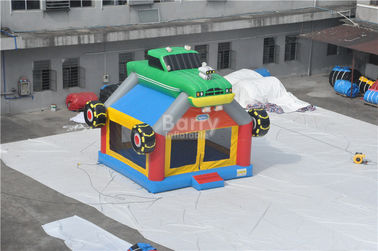 Дом прыжка автомобиля/тележки конструкции коммерчески гигантского надувного замка смешной раздувной