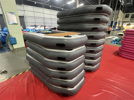 Надувный водонапор для собак с воздушным насосом